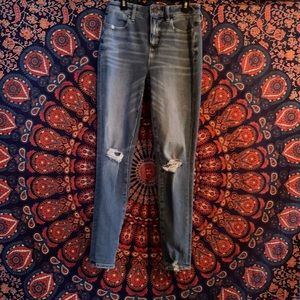 American Eagle Hi-Rise Jegging